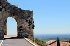 Le Barroux, arch Le Barroux, arch