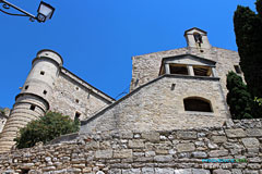 Le Barroux, castle