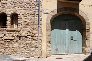 Le Barroux, portal