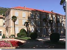Beaumes de Venise - Mansion