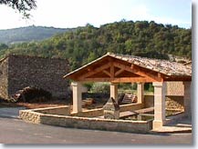 Beaumont du Ventoux, wash-house