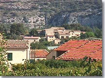 Beaumont du Ventoux, houses