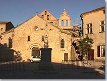 Caderouuse, church