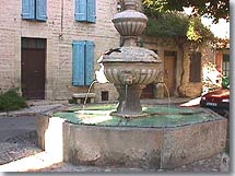 Caromb - Fountain