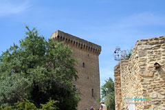 Chateauneuf du Pape, fortress