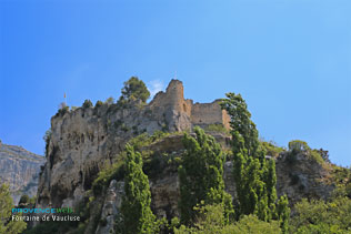 Fontaine de Vaucluse,  le château