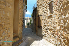 Gigondas, tiny street