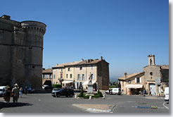 Gordes, main square Gordes, main square
