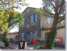 Lagarde Pareol, house