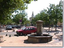 Le Pontet, place Le Pontet, place