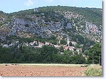 Monieux, the village