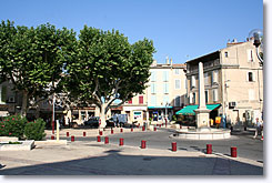 Pertuis, place Pertuis, place