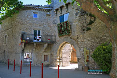 Richerenches, porte médiévale Richerenches, porte médiévale