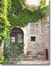 Seguret - Small square