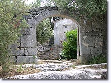 Sivergues, ruines