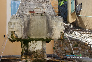 Saint Roman de Malegarde, fontaine