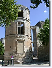 La Tour d'Aigues - tower