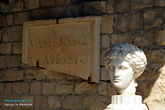 Vaison la Romaine, roman statue