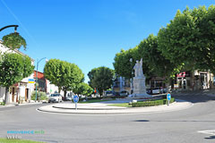 Valréas, rond-point Valréas, rond-point