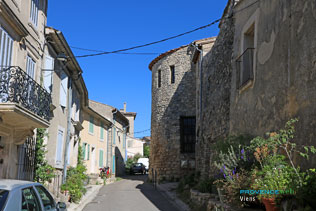 Viens, street