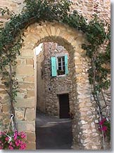 Villedieu, passage