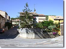 Villelaure - Street