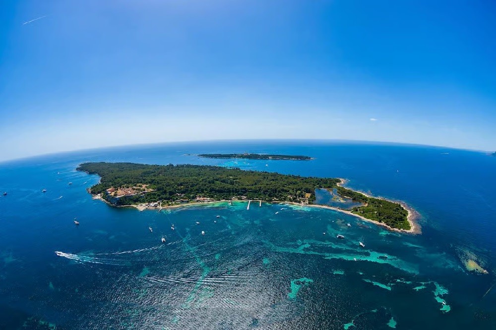 Balade en ferry à l'île Sainte Marguerite