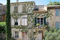 Eygalières dans les Alpilles