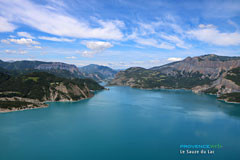 Vue aérienne du Lac de Serre-Ponçon