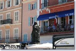 Statue de Surcouf à Saint Tropez