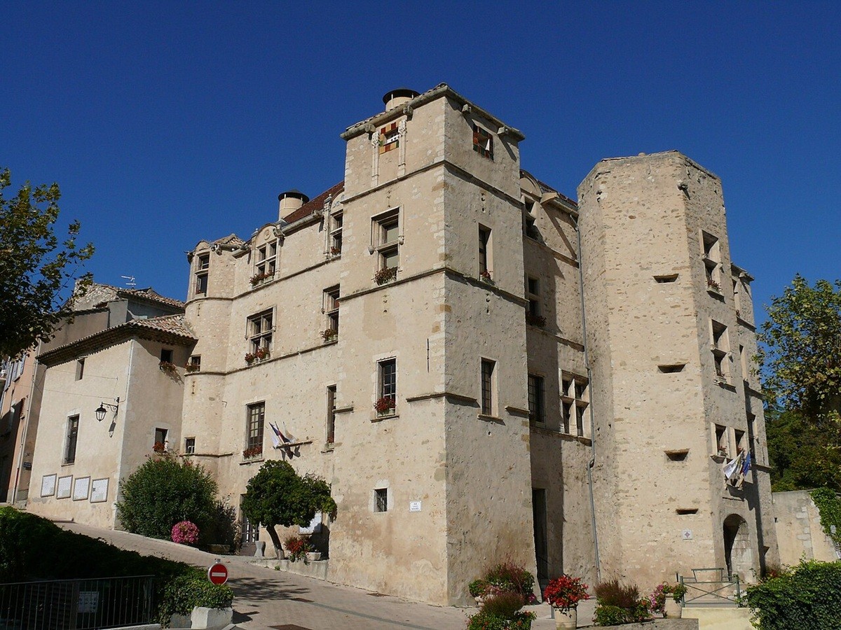 Château Arnoux Saint Auban