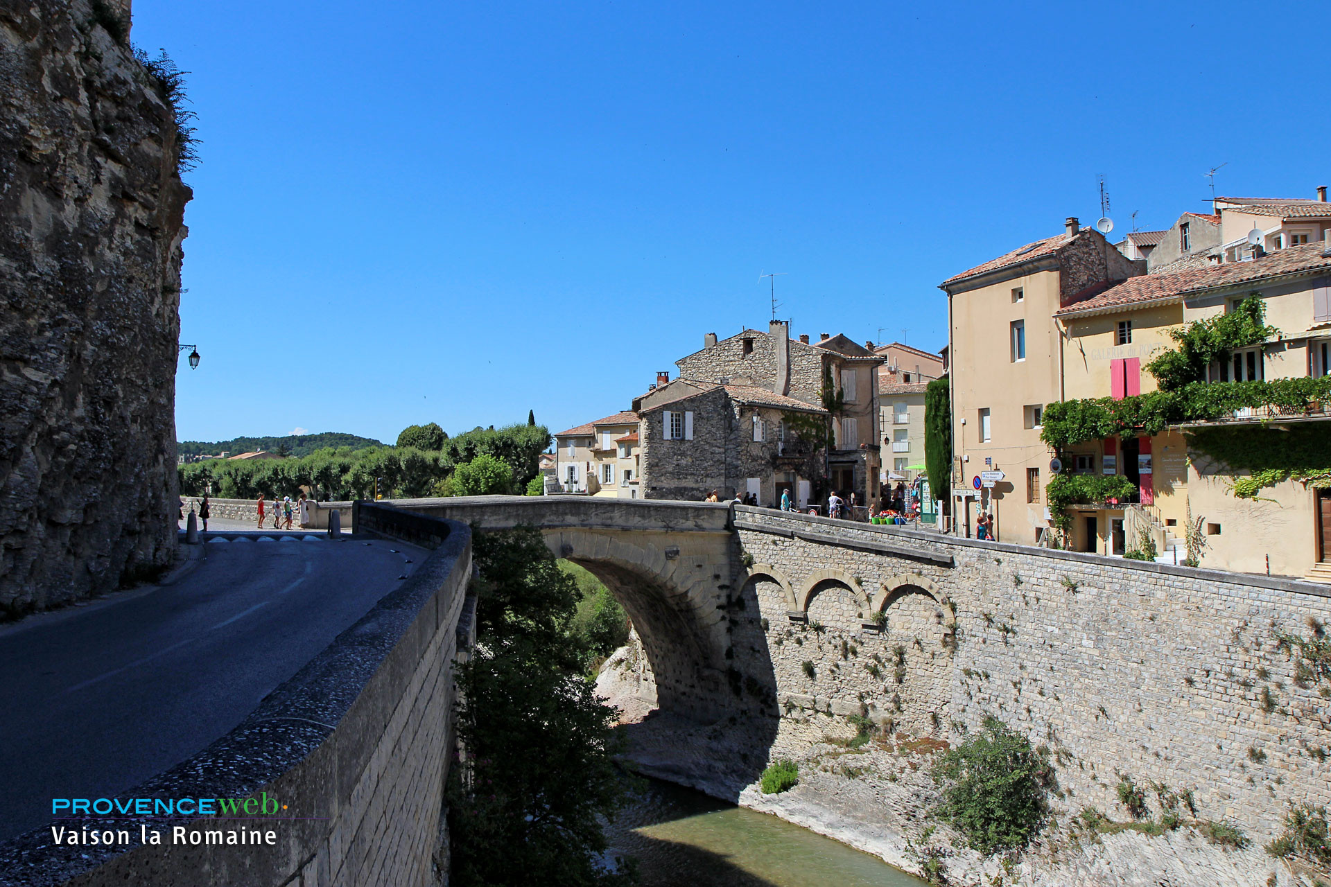 Vaison la Romaine