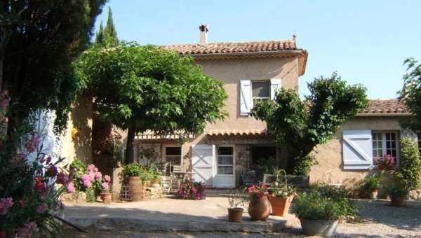 Les Oliviers à Cotignac