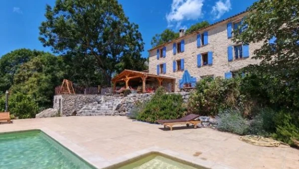 Chambre d'hôtes Les Sources à Bargème