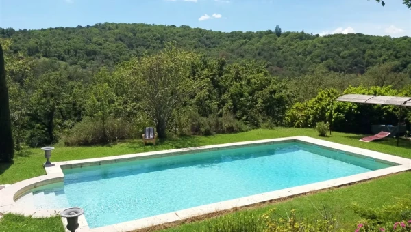 La piscine du Relais d'Elle
