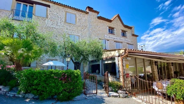 L'Auberge du Vieux Château à Cabris