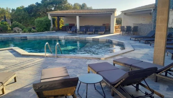 Hôtel Le Devem de Mirapier à Cornillon Confoux