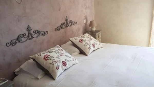 L'Hôtel Le Crillon à Murs