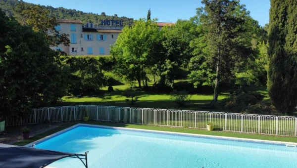 Logis Hotel Le Saint Marc