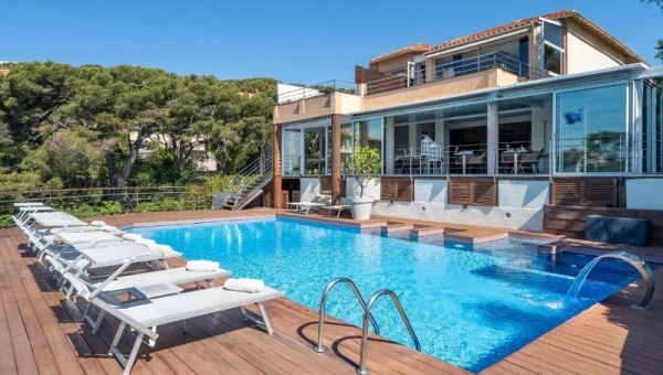 Best Western Hôtel La Rade