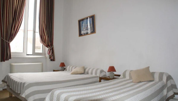 Hôtel Jaures à Toulon