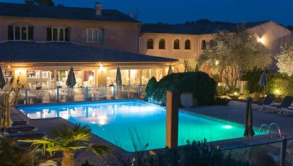 Logis Hostellerie de l'Abbaye