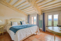 Hôtel Omma à Roussillon