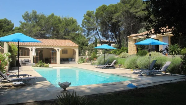 L'Oustau de Bigatié Lambesc