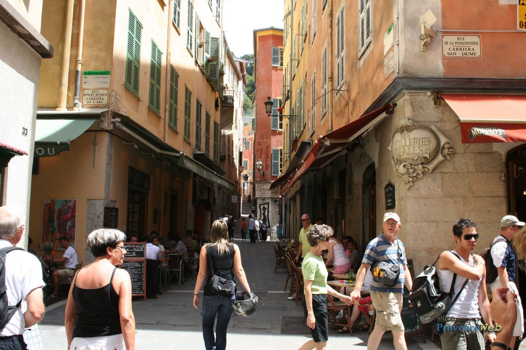 Vieux centre de Nice.