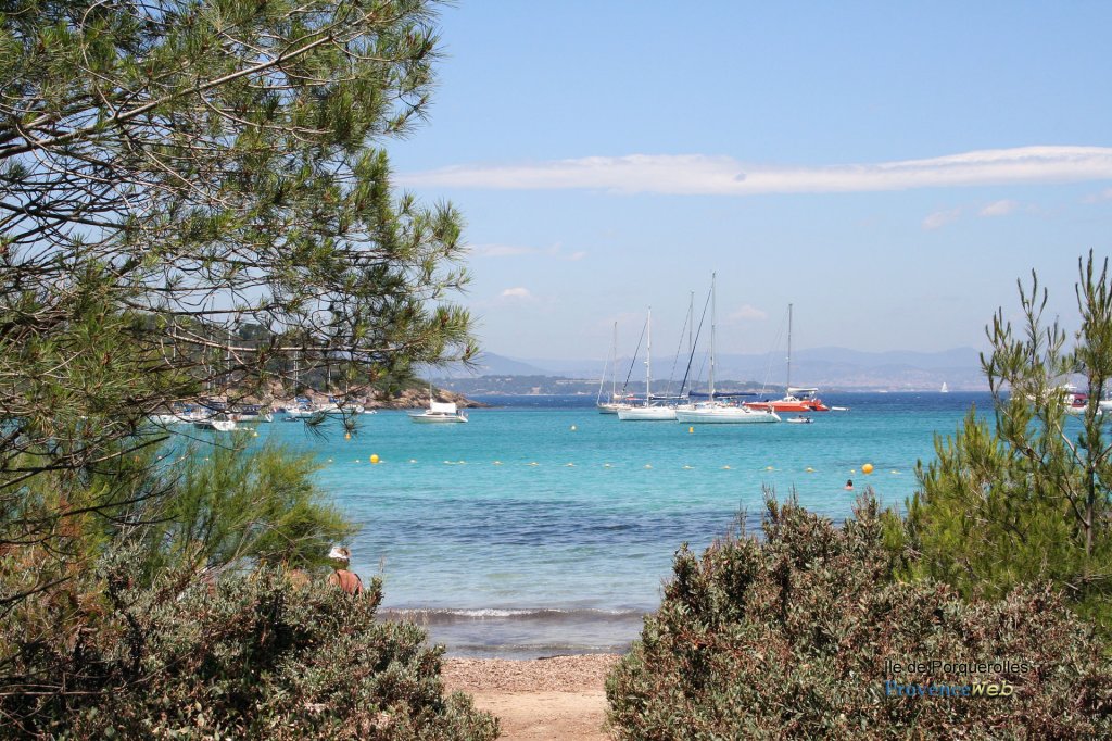 bateau en M&eacute;diterran&eacute;e.
