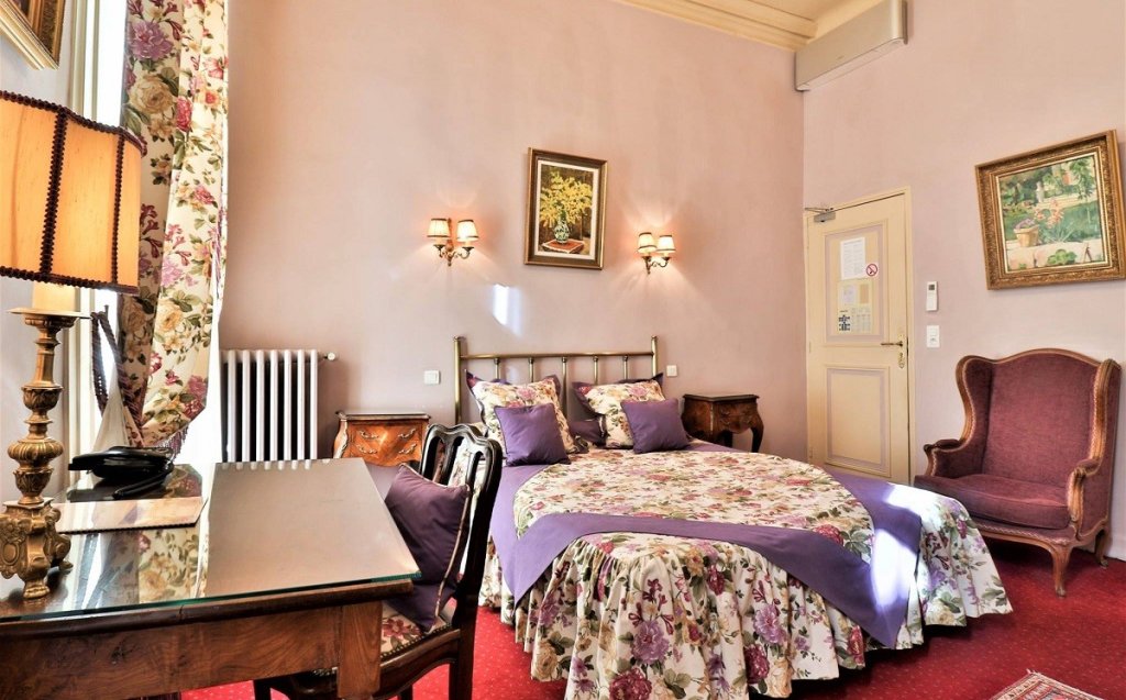 H&ocirc;tel Cardinal &agrave; Aix.