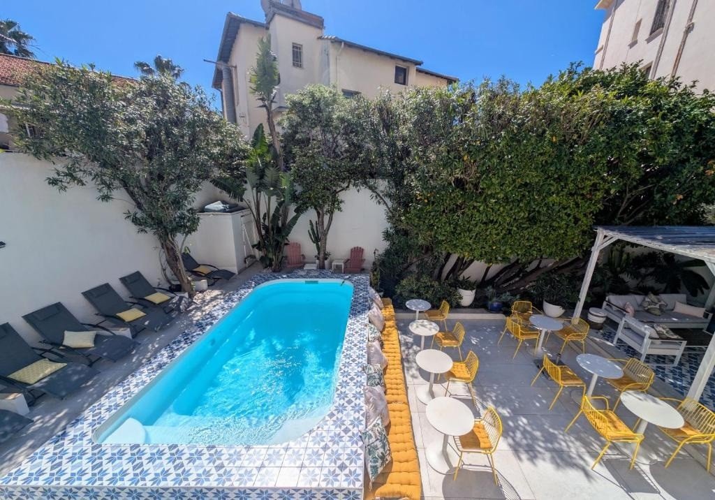 L'H&ocirc;tel Mademoiselle.