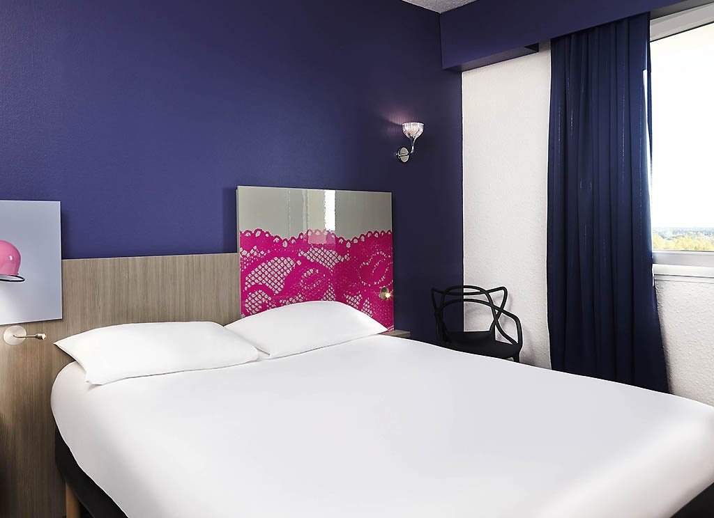 chambre de l'ibis Budget Palais des Congr&egrave;s.