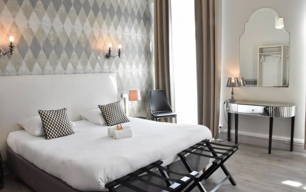 Chambre du Regina Boutique Hotel &agrave; Avignon.